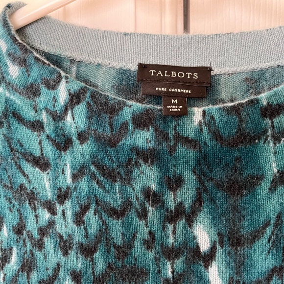 Talbots Cashmere Scoop Neck Sweater, Size Medium - Picture 2 of 4